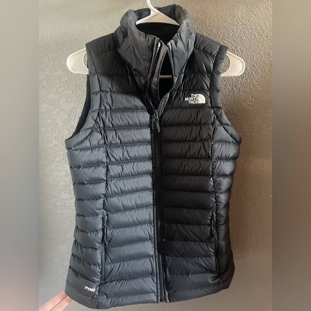 North Face 700 vest women’s size small